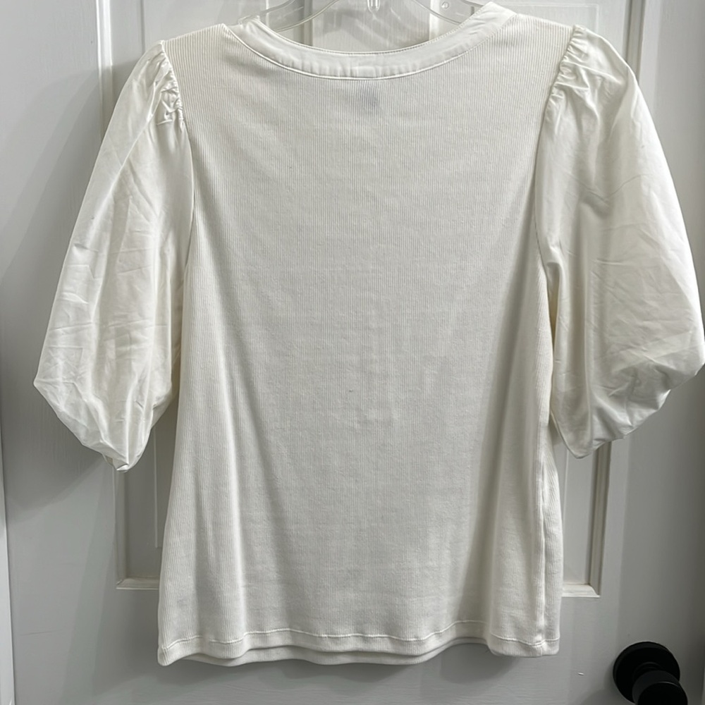 Cream top - Picture 2 of 4